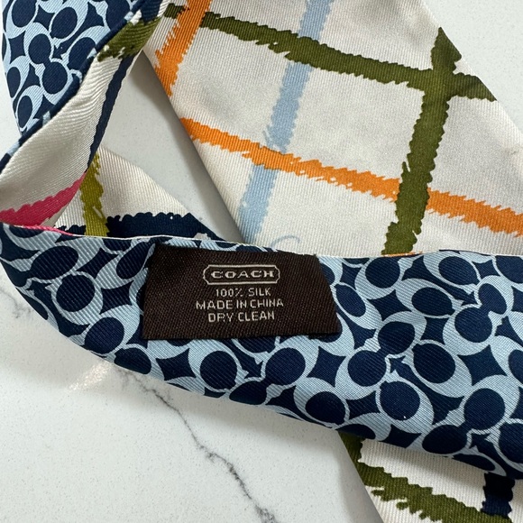 Coach Silk Twilly Bag Scarf Tattersall on one side and C print on other side - Picture 4 of 4